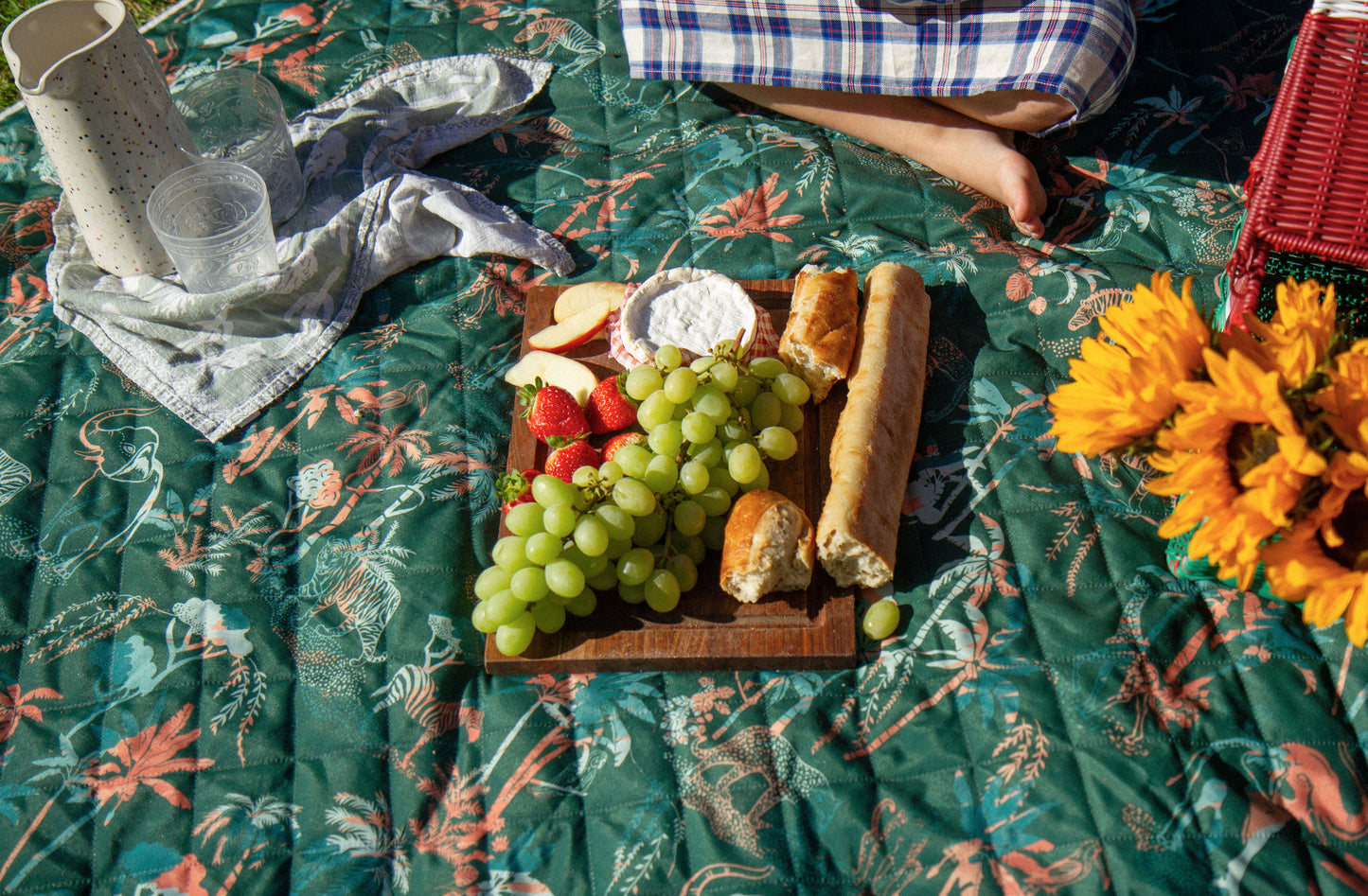 The Shwally Picnic Blanket - Sunny Jungle