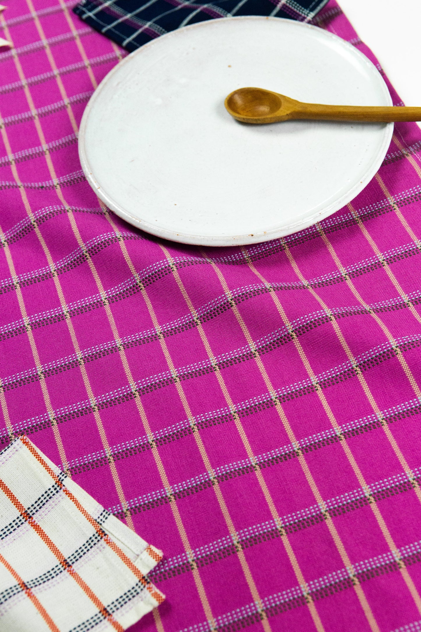 San Lucas Plaid Pink Table Runner